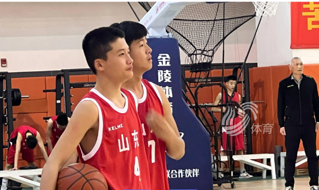 最欠缺的, inews, 划出优美的